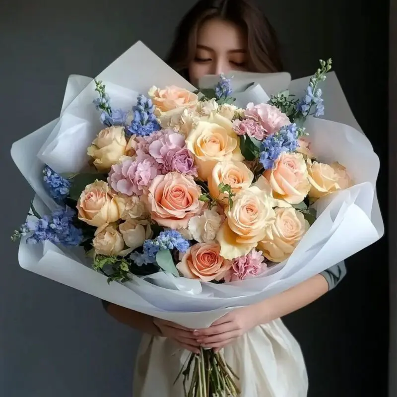 Elegance in Bloom – Pastel Rose Bouquet