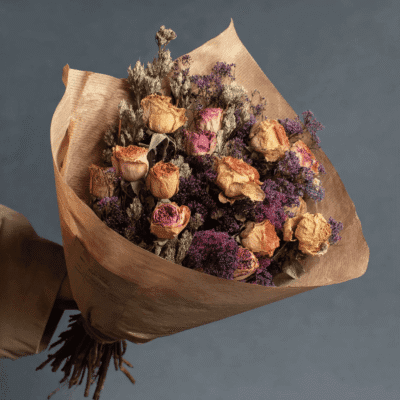 merrylen httpss.mj .runTF9m myPWEs small dried roses and limoniu 7b60e095 ecce 42cd 820a 404013d3e237