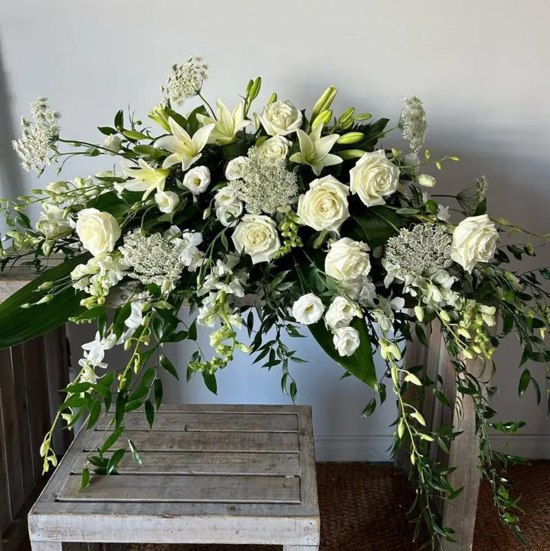 Garden White Cascade Spray