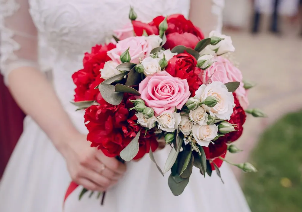 how long does a bridal bouquet last canada