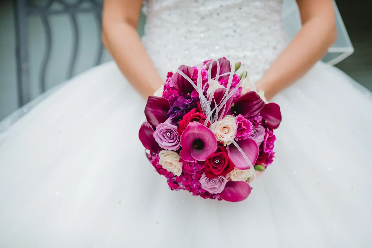 When should couples book a wedding florist