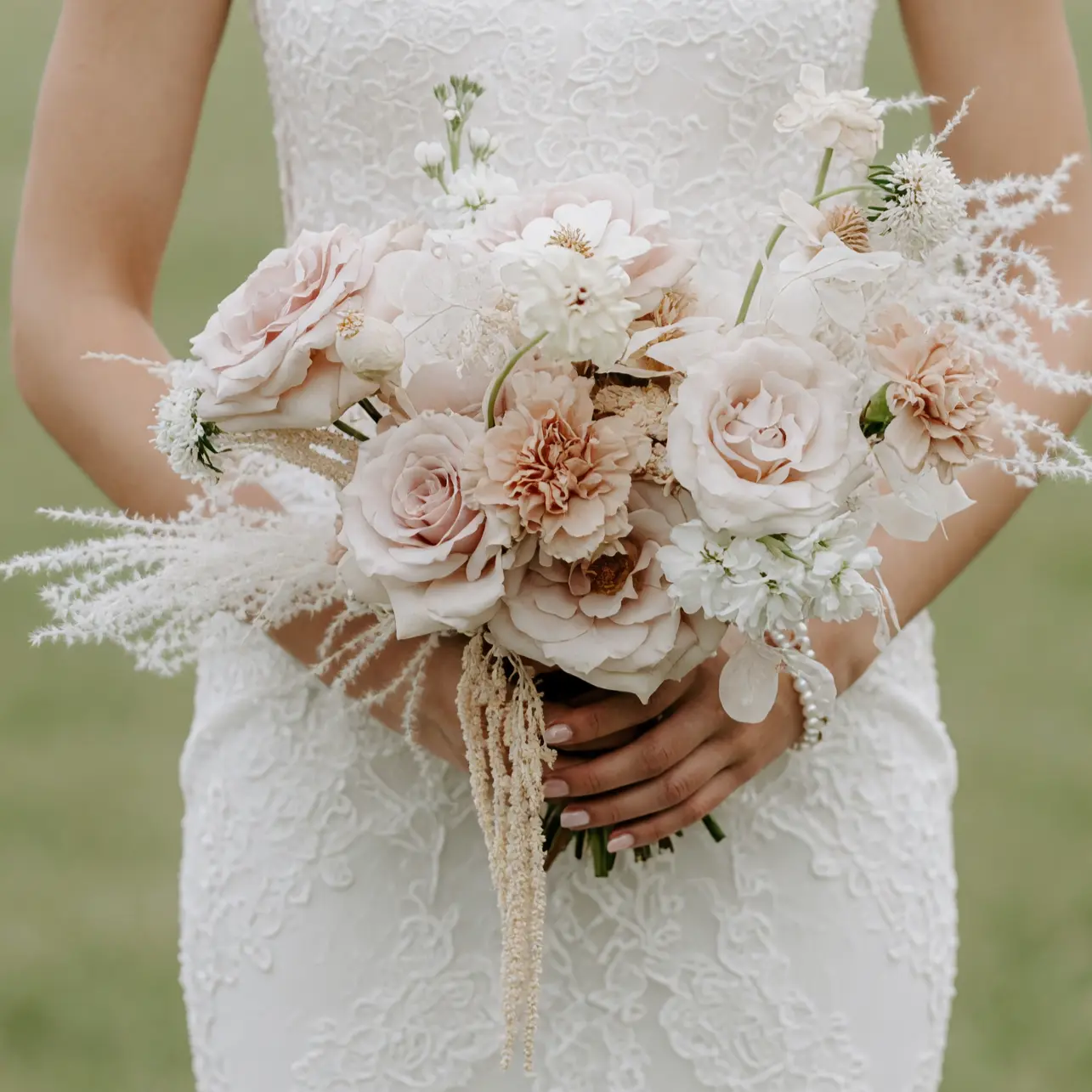 Pink Wedding Bouquet with Popular Wedding Bouquets Style
