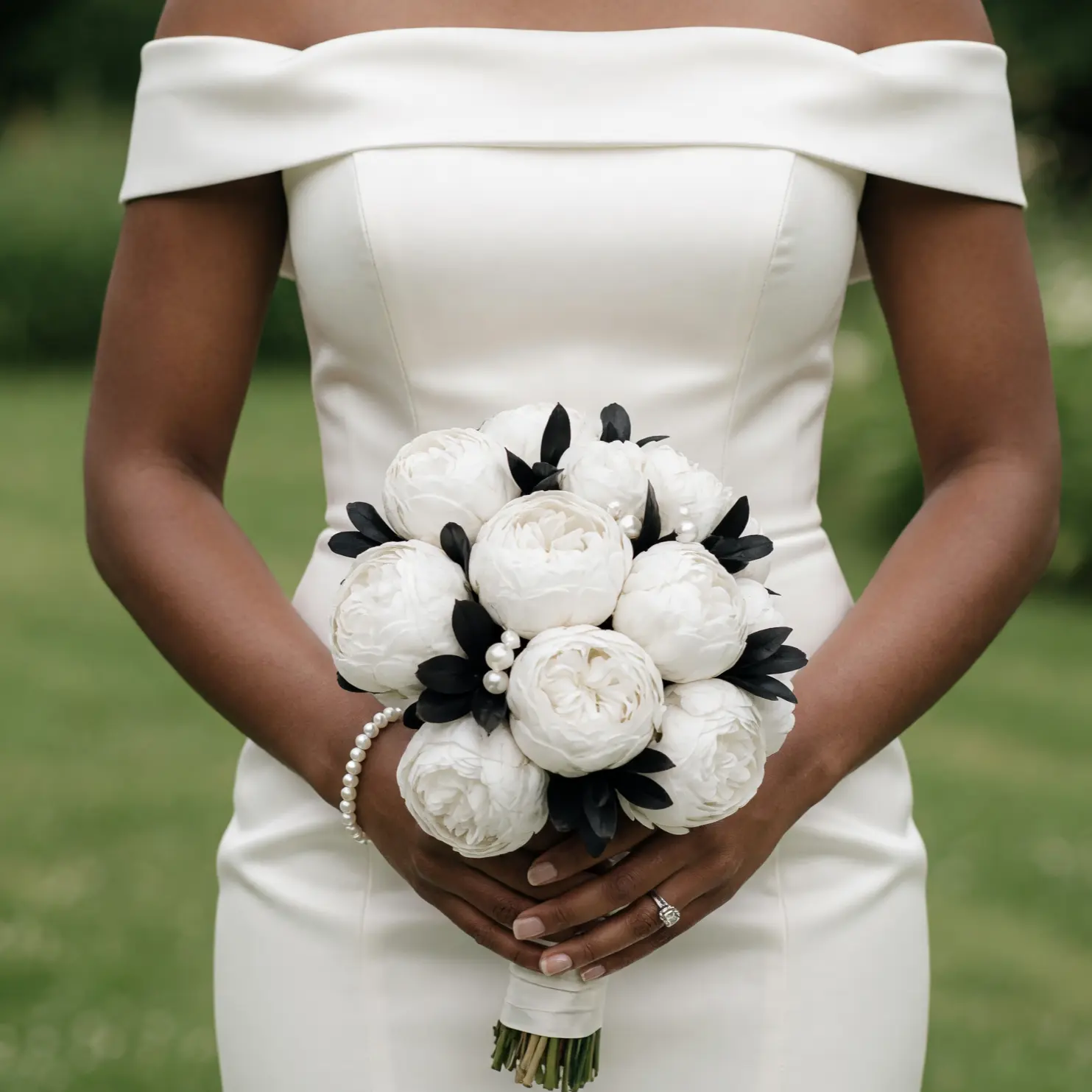 Ivory and Black Bridal Flowers Bouquet